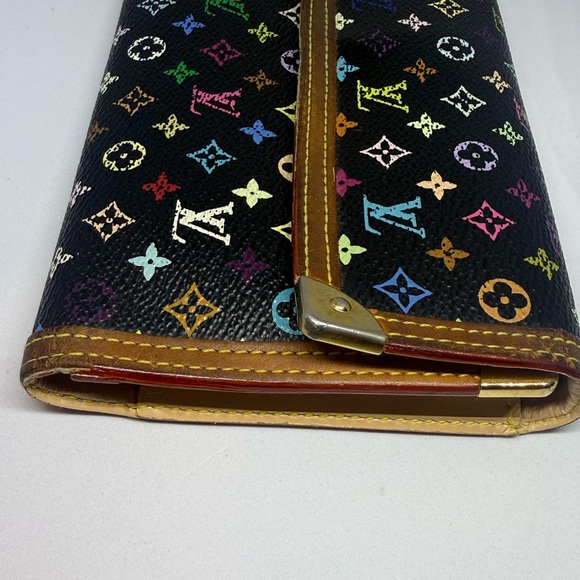 Authentic LV Murakami wallet w/ COA - Picture 5 of 14